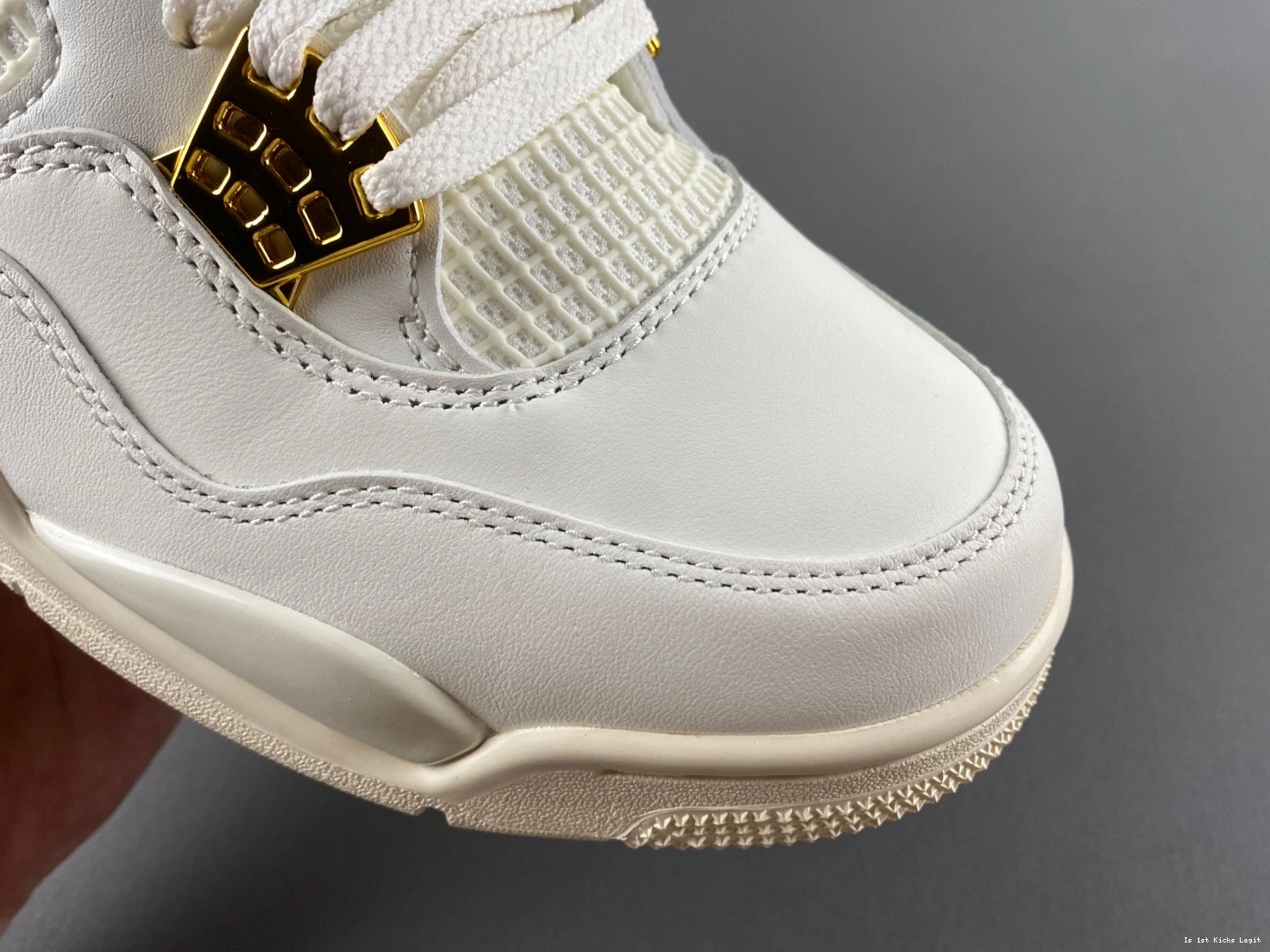 4 AQ9129-170 Jordan Air Sail 1107